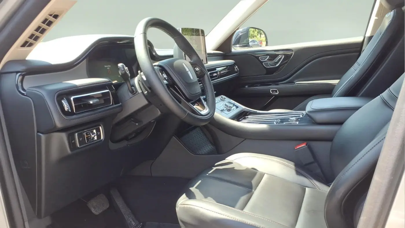 2023 Lincoln Aviator Standard
