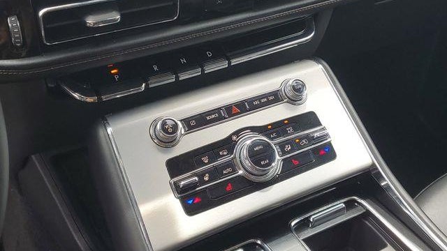 2023 Lincoln Aviator Standard