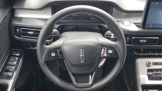 2023 Lincoln Aviator Standard