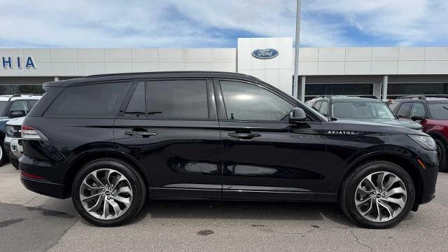 2025 Lincoln Aviator Premiere