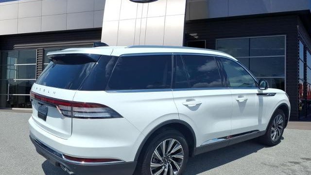 2025 Lincoln Aviator Premiere
