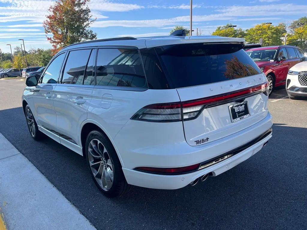 2026 Lincoln Aviator - $63,001