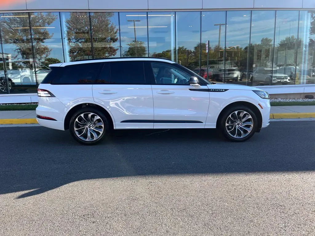 2026 Lincoln Aviator - $63,001