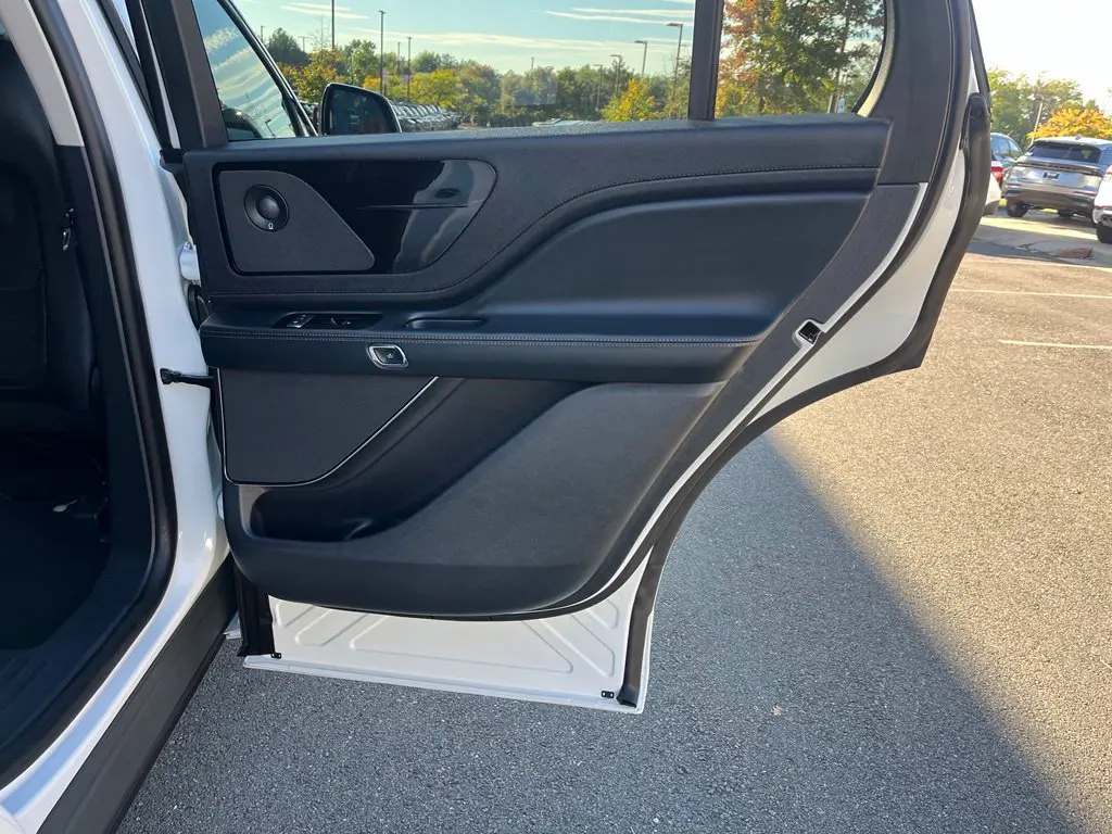 2026 Lincoln Aviator - $63,001