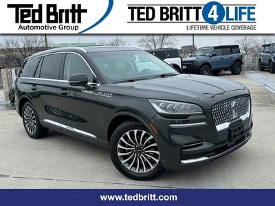 Photo of a 2022 Lincoln Aviator AWD Standard 4DR SUV for sale