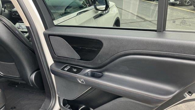 2022 Lincoln Aviator Standard