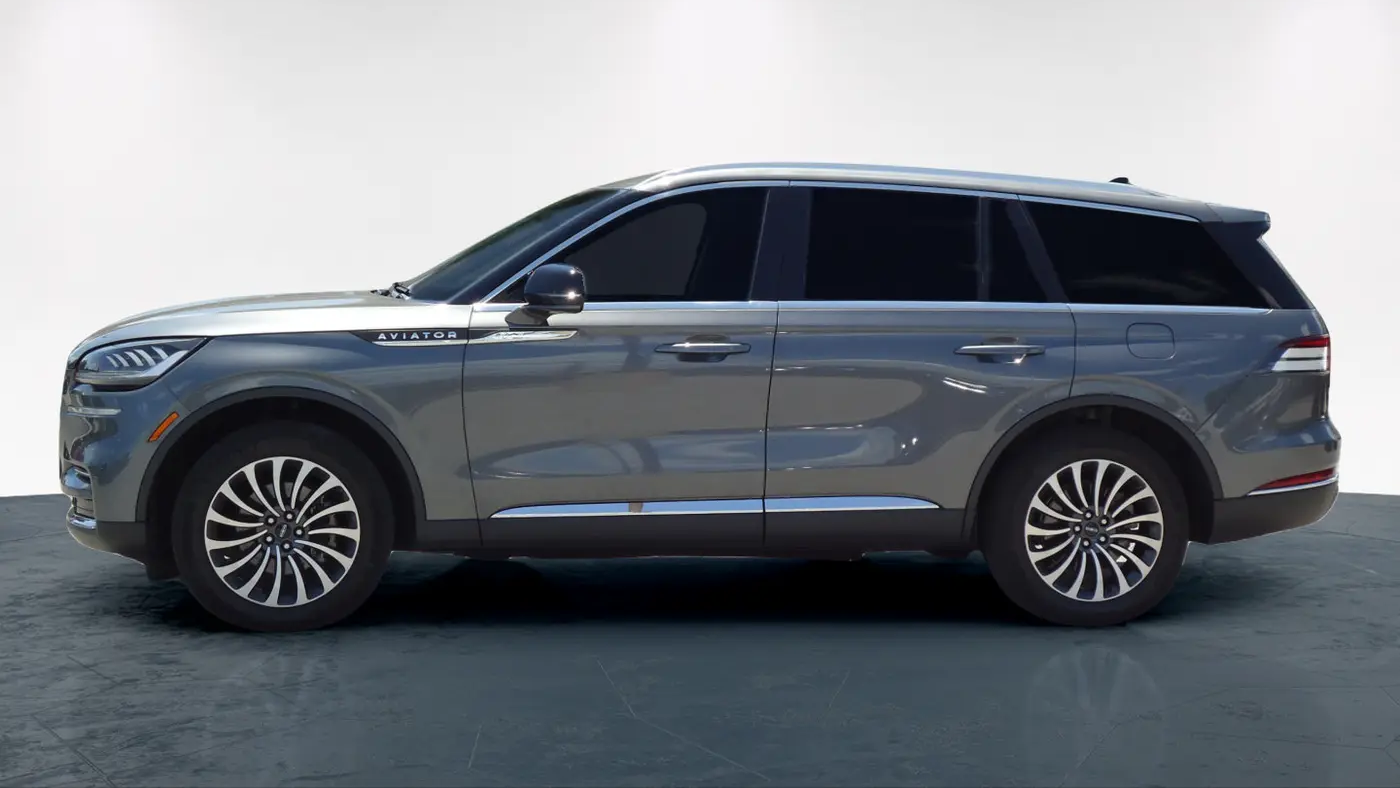2023 Lincoln Aviator Standard