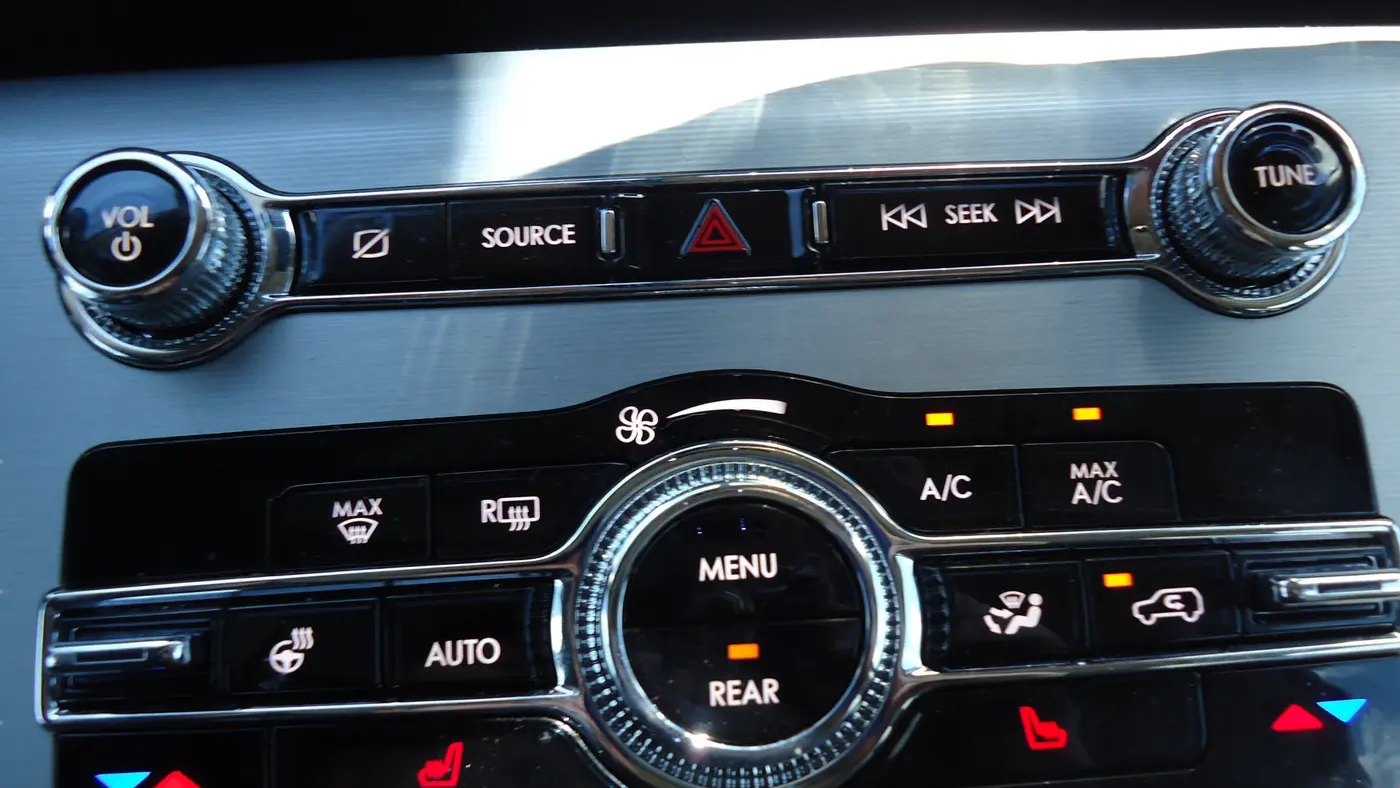 2023 Lincoln Aviator Standard