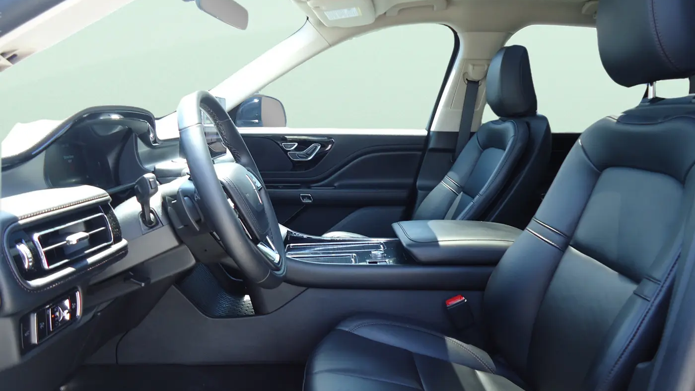 2023 Lincoln Aviator Standard