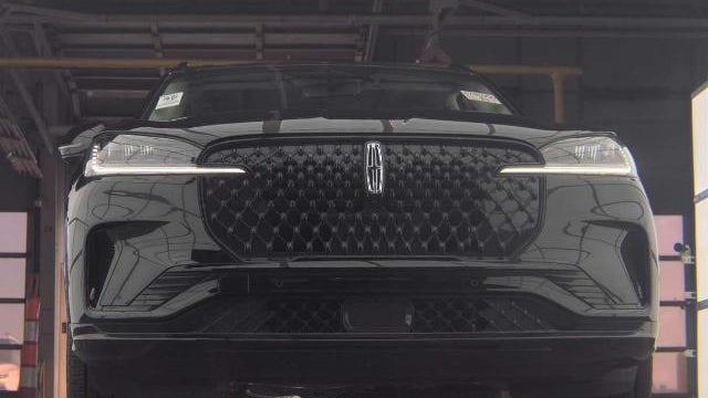 2025 Lincoln Aviator Premiere