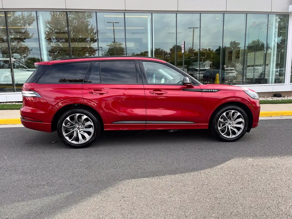 2026 Lincoln Aviator - $62,001