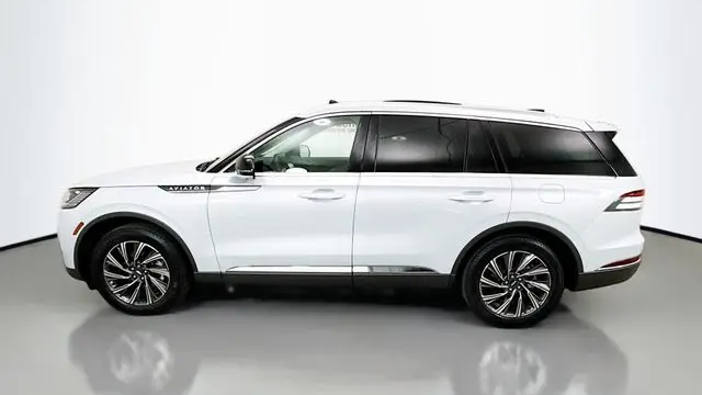 2025 Lincoln Aviator Premiere
