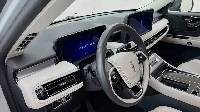 2025 Lincoln Aviator Premiere