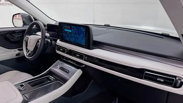 2025 Lincoln Aviator Premiere