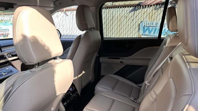 2022 Lincoln Aviator Standard