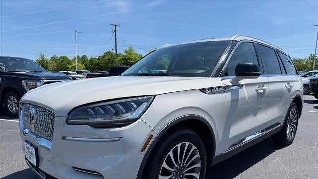 2023 Lincoln Aviator Standard