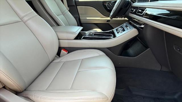 2023 Lincoln Aviator Standard