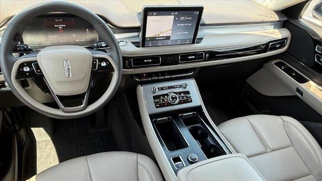2023 Lincoln Aviator Standard
