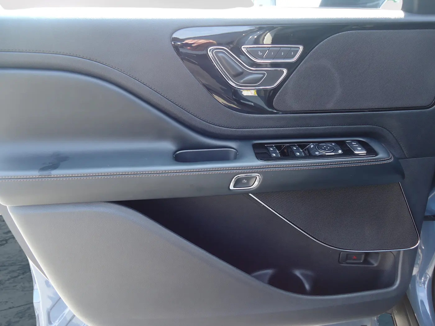2026 Lincoln Aviator - $59,900
