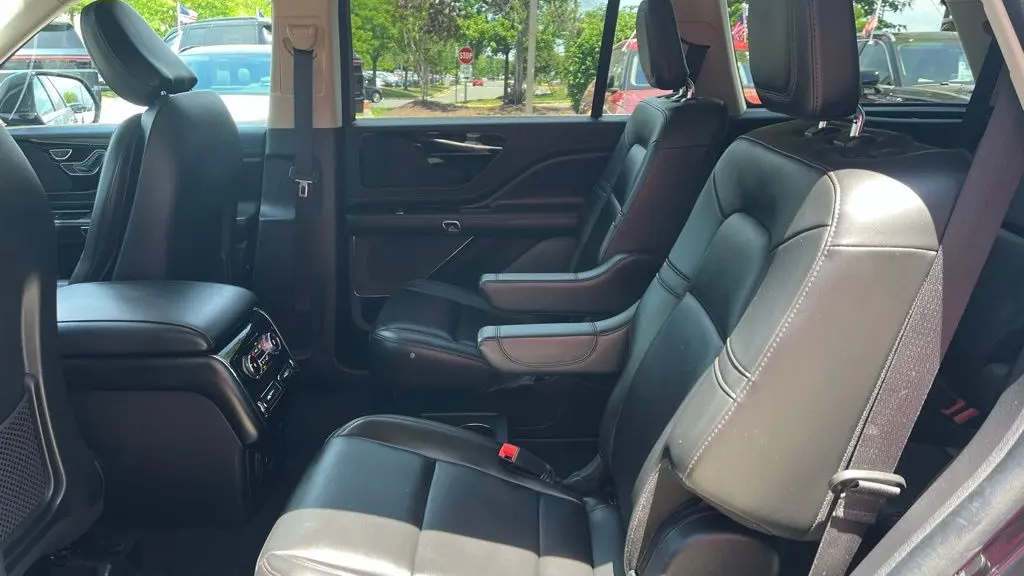 2022 Lincoln Aviator Standard