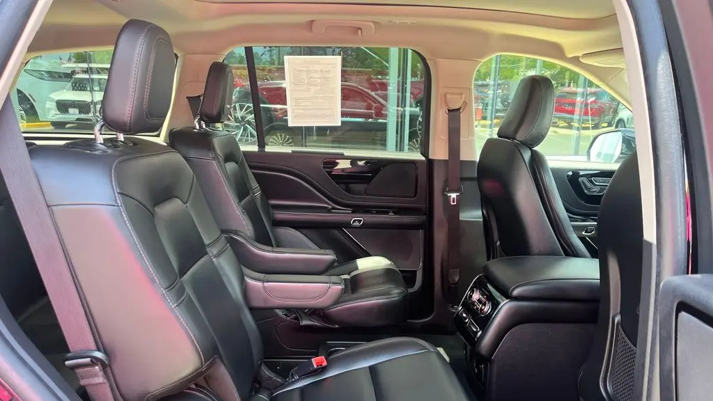 2022 Lincoln Aviator Standard