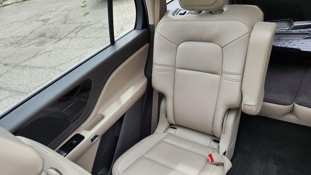2023 Lincoln Aviator Standard