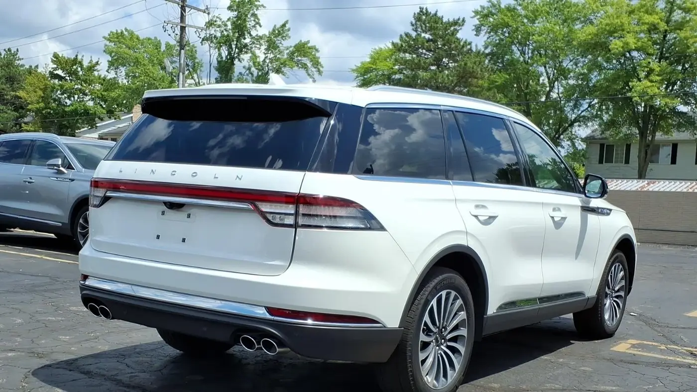 2024 Lincoln Aviator Premiere