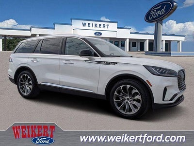 Photo of a 2025 Lincoln Aviator AWD Premiere 4DR SUV for sale