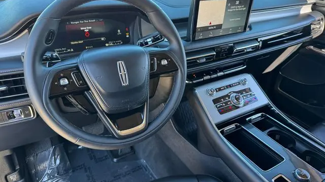 2023 Lincoln Aviator Standard