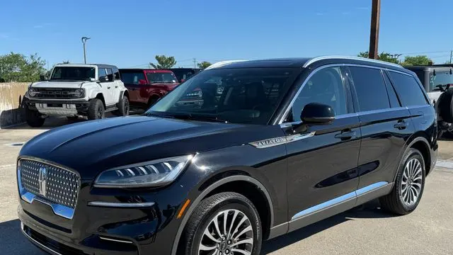 2023 Lincoln Aviator Standard