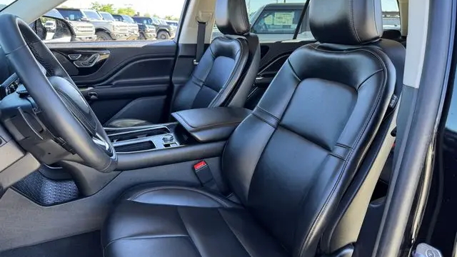 2023 Lincoln Aviator Standard