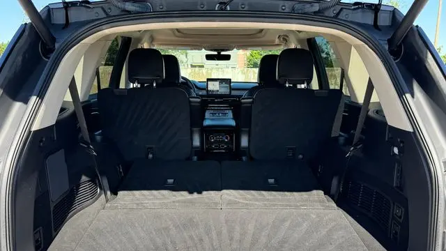 2023 Lincoln Aviator Standard