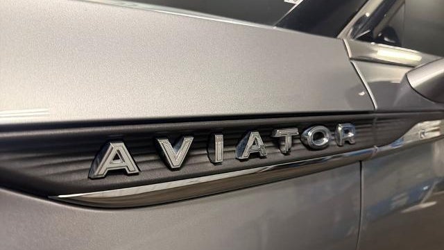 2023 Lincoln Aviator Standard
