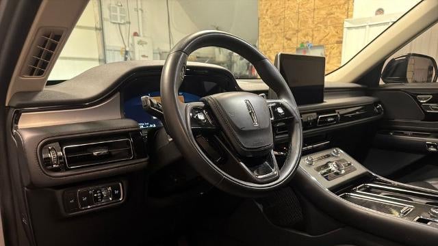 2023 Lincoln Aviator Standard