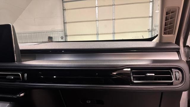 2023 Lincoln Aviator Standard