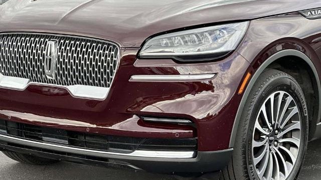 2023 Lincoln Aviator Standard