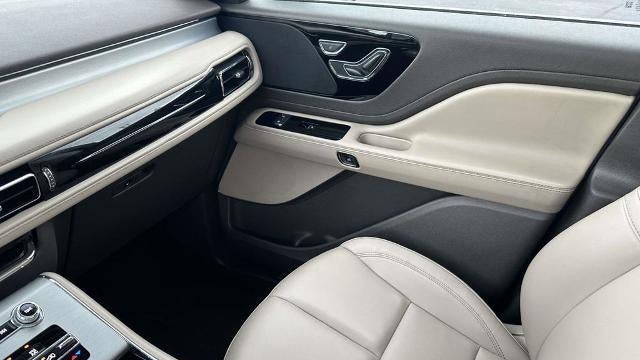 2023 Lincoln Aviator Standard