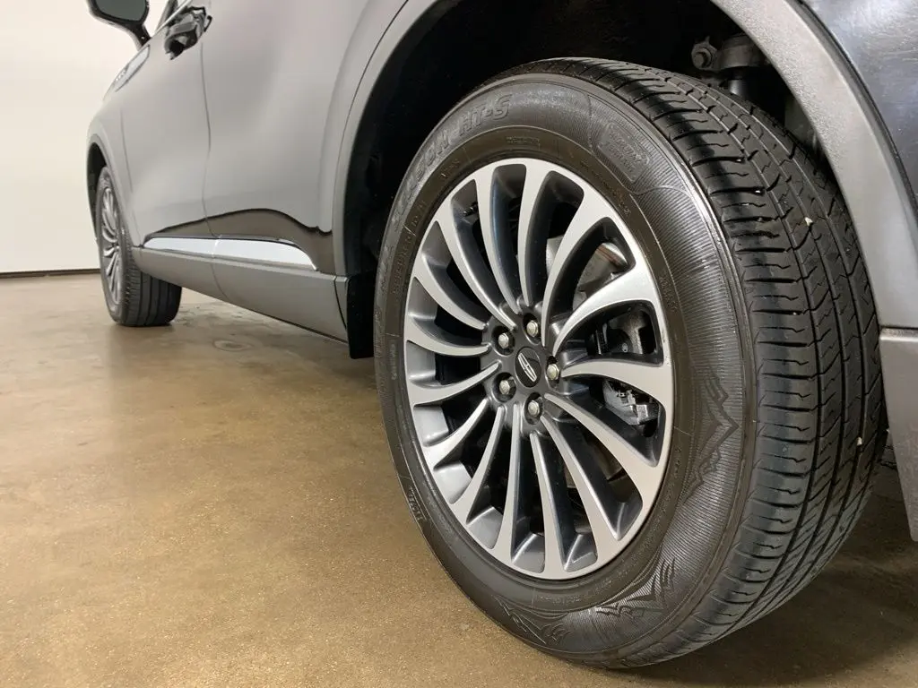 2022 Lincoln Aviator - $34,120