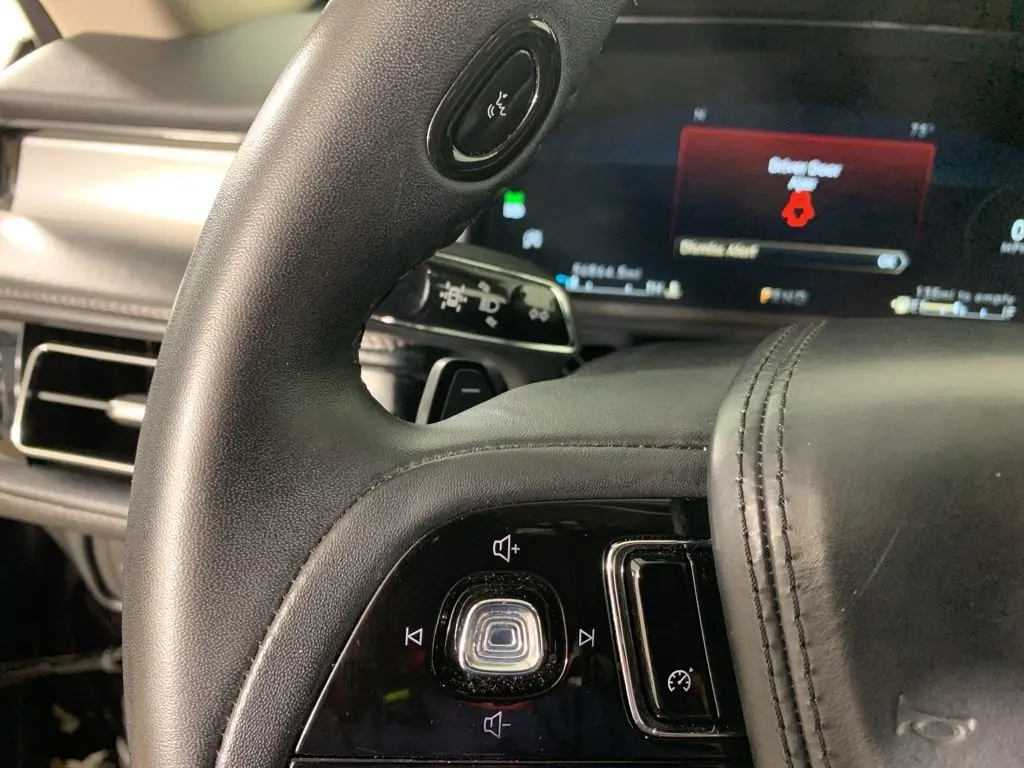 2022 Lincoln Aviator - $34,120