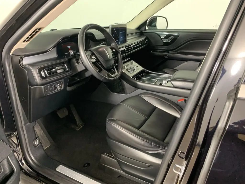 2022 Lincoln Aviator - $34,120