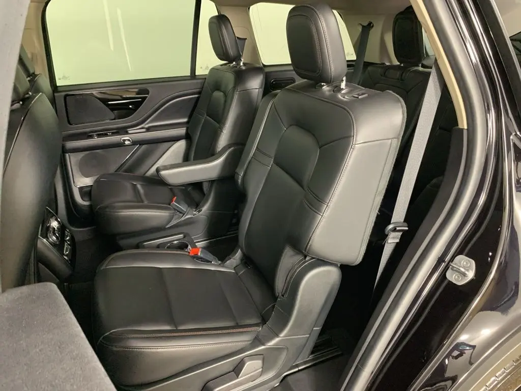 2022 Lincoln Aviator - $34,120