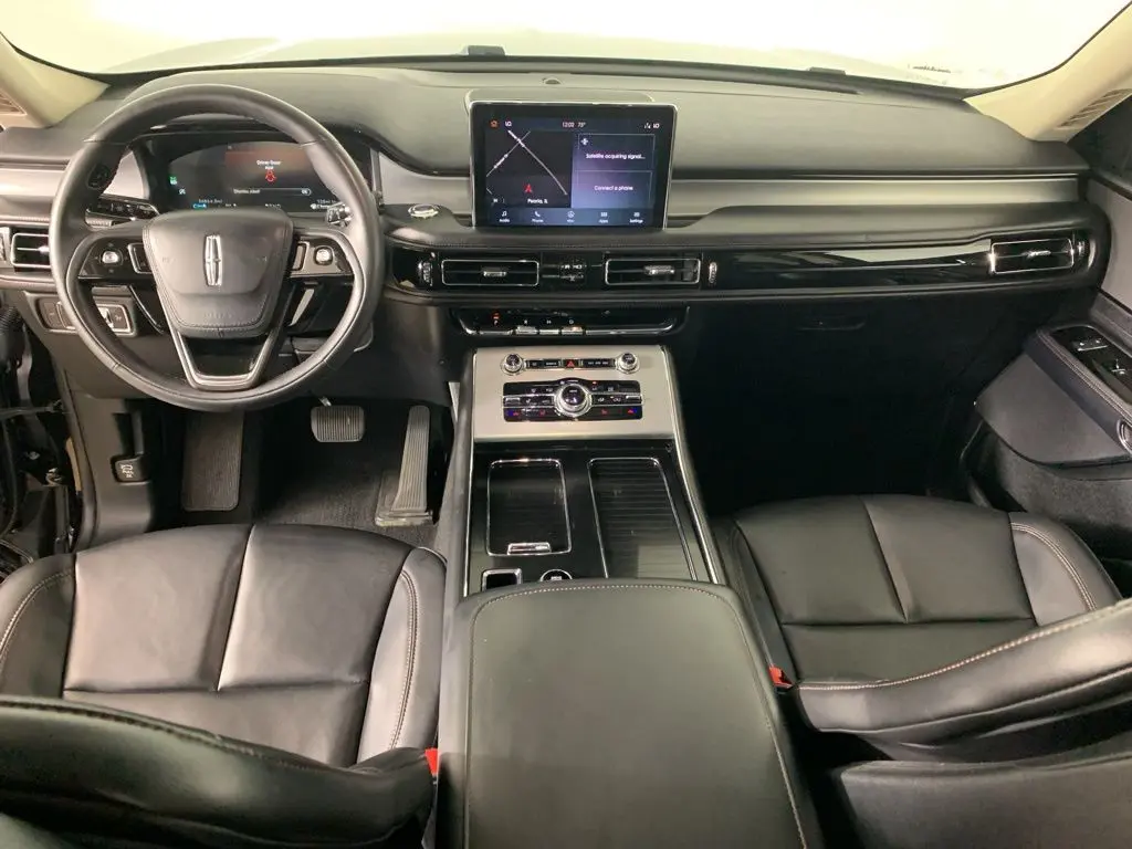 2022 Lincoln Aviator - $34,120