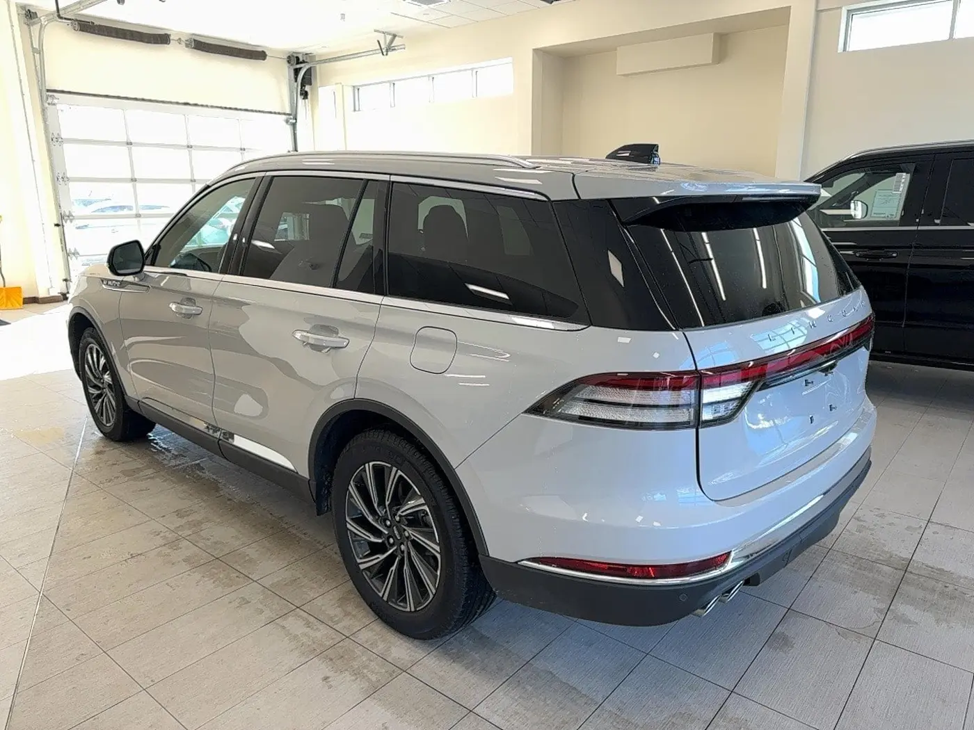 2025 Lincoln Aviator - $56,295