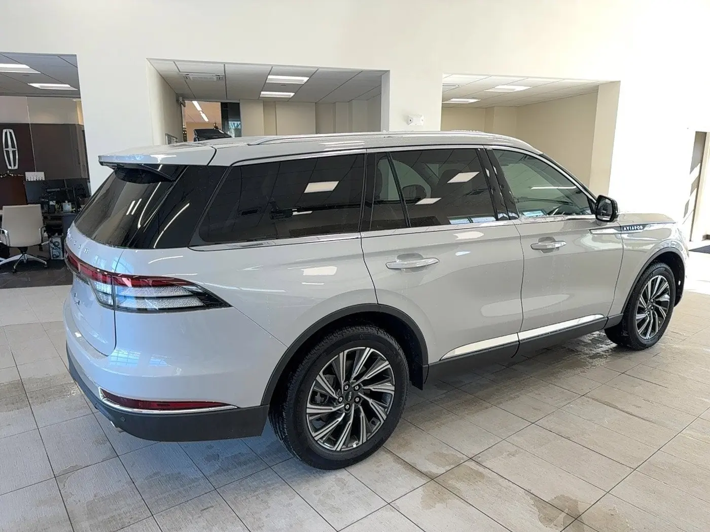 2025 Lincoln Aviator - $56,295