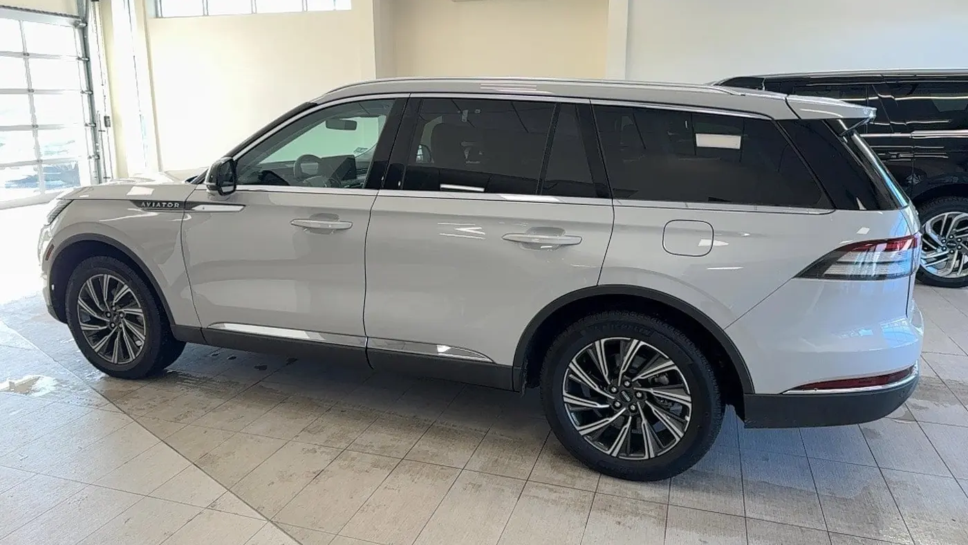 2025 Lincoln Aviator Premiere