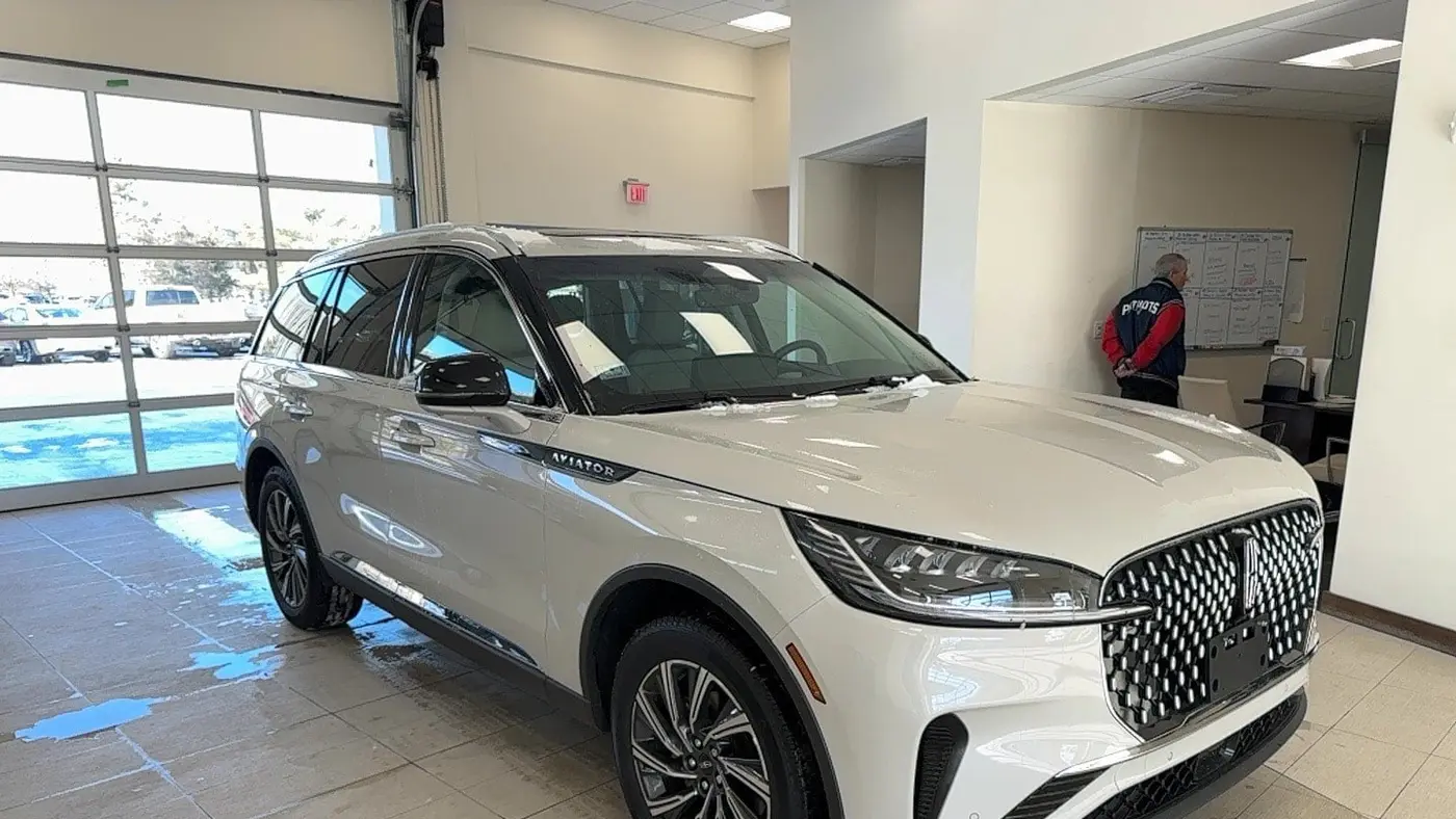 Preowned 2025 Lincoln Aviator Premiere for Sale