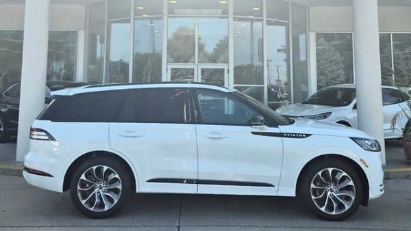 Preowned 2025 Lincoln Aviator Premiere for Sale