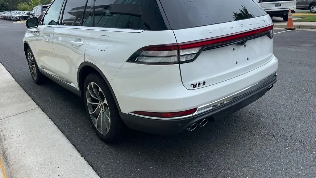 2026 Lincoln Aviator Premiere