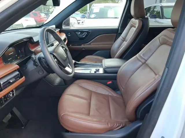 2023 Lincoln Aviator - $42,990
