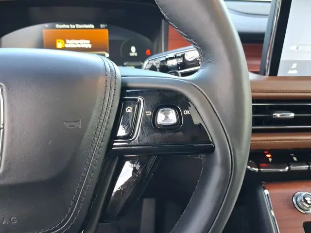 2023 Lincoln Aviator - $42,990